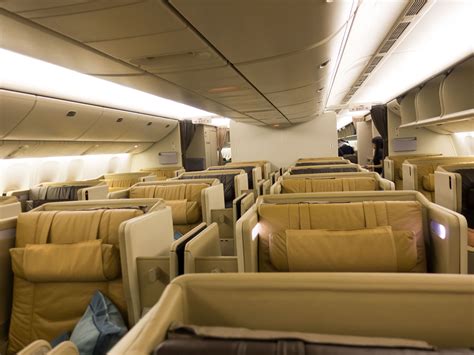 singapore airlines 777-200|Airline review: Singapore Airlines B777.